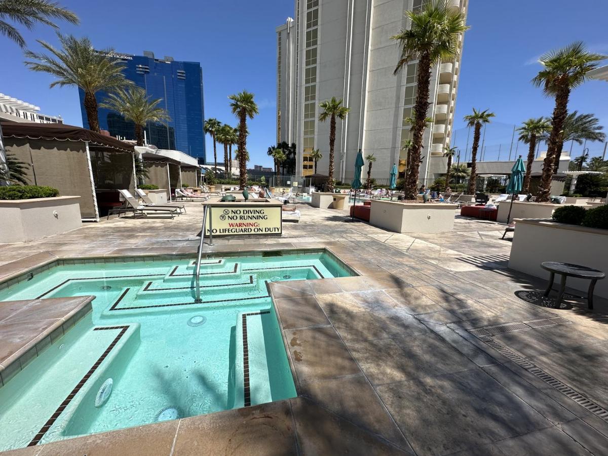 Mgm Signature Deluxe Balcony Strip View Suite Las Vegas Extérieur photo